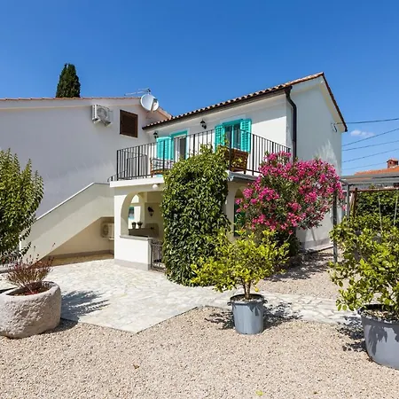 Holiday home Antica *